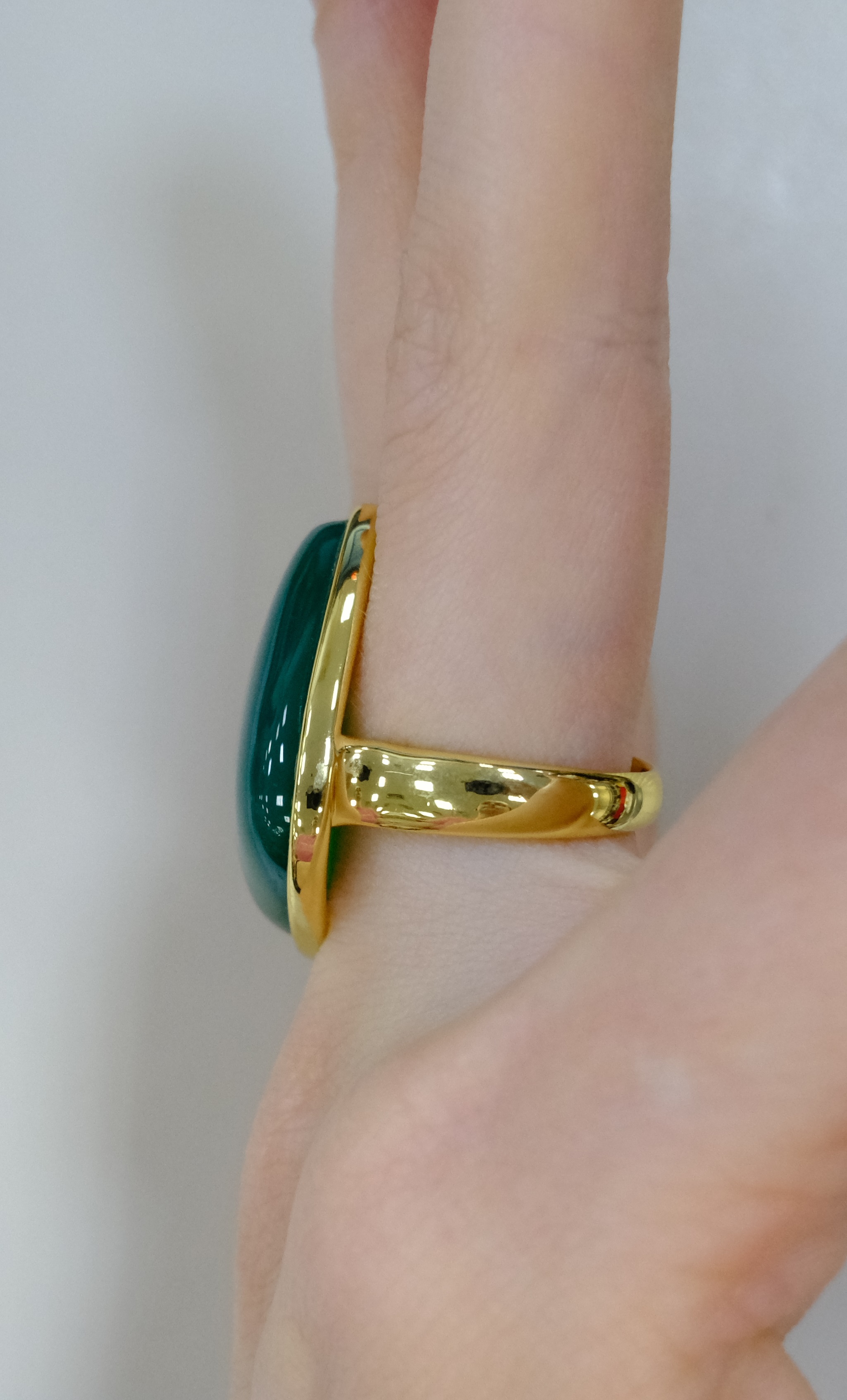 Серебряное кольцо с агатом